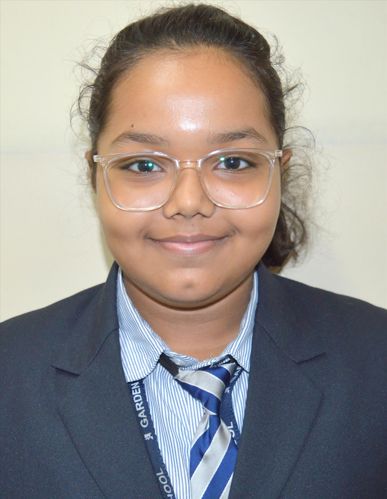MONISHA  MIDDER