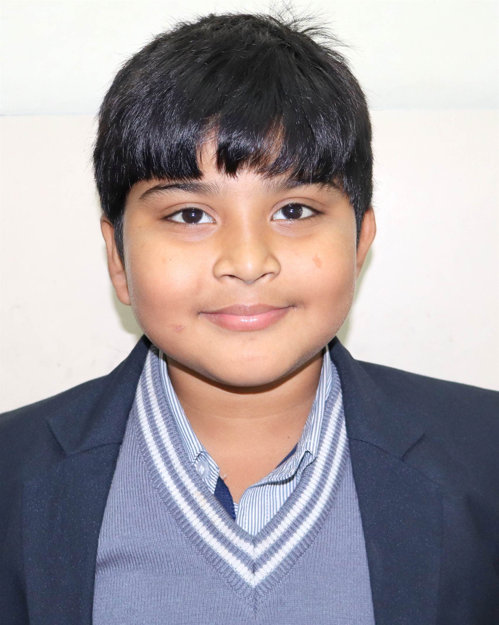 TONUSH  ROY