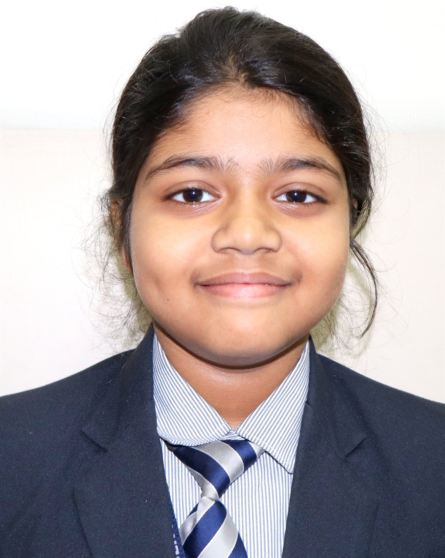 DEBTANNI  MAJUMDAR